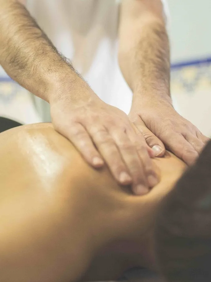Tratamiento de fisioterapia en cervicales, Mérida